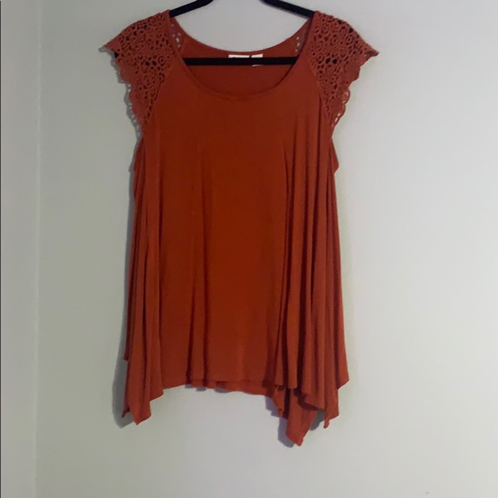 Orange flowey top